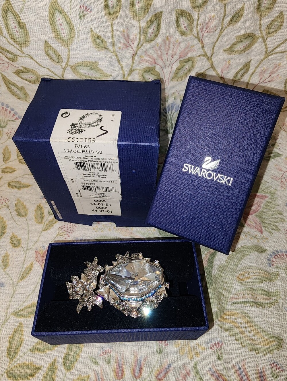 Rare Vintage Swarovski Ice Crack Crystal Ring Set (Sizes 52 & 55) - In Boxes